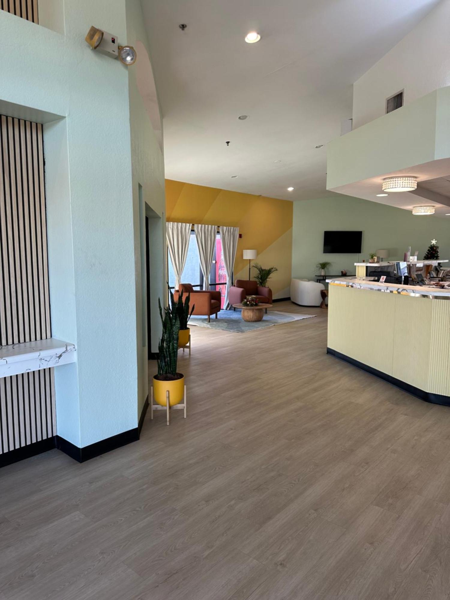 Hotel Rising Phoenix Extérieur photo