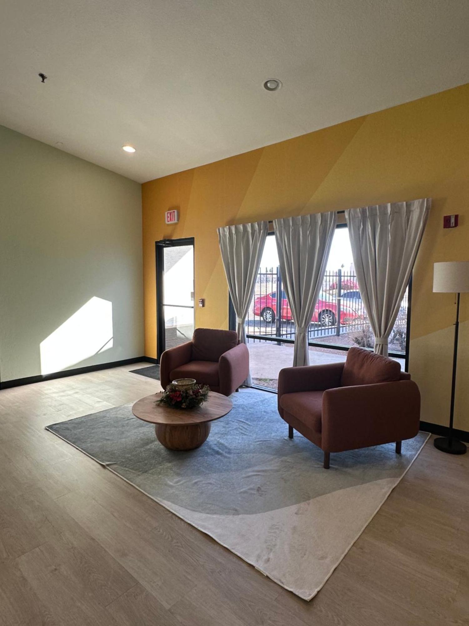 Hotel Rising Phoenix Extérieur photo