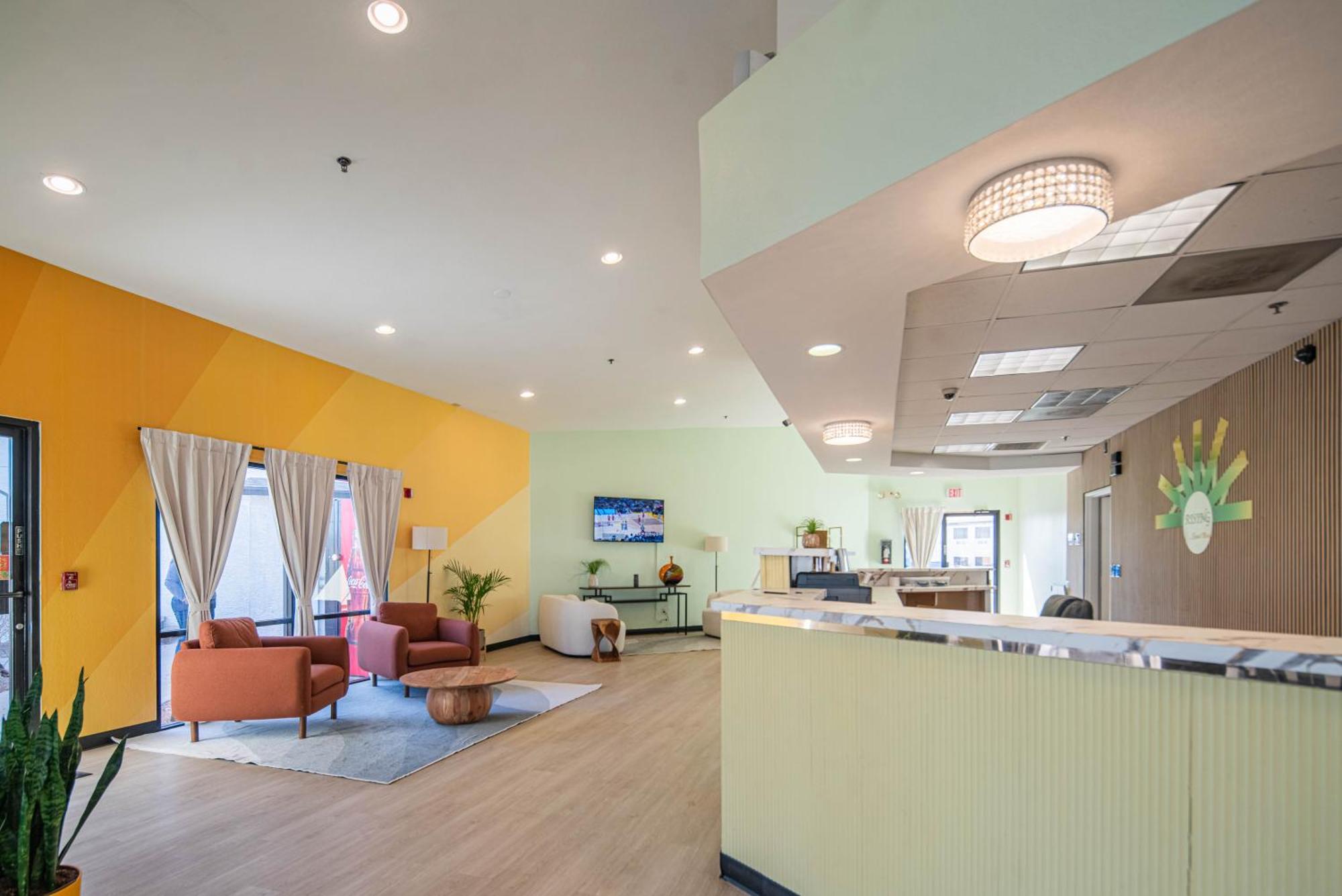 Hotel Rising Phoenix Extérieur photo